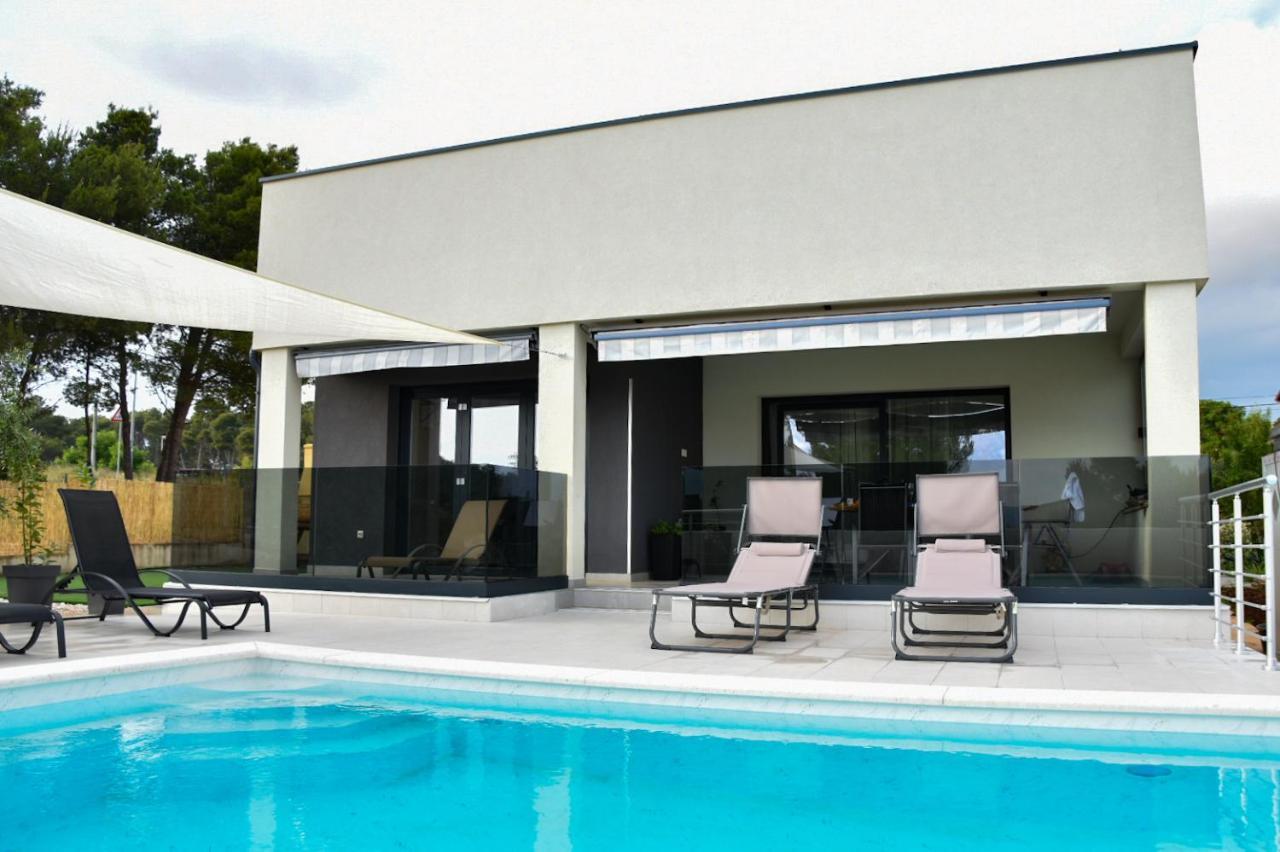 Villa Sportiva Zadar With Private Heated Pool Exterior foto